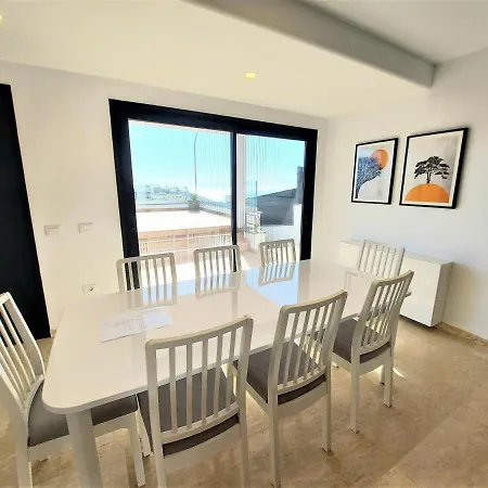 Villa Playa Amadores - Luxury With Heated Pool *