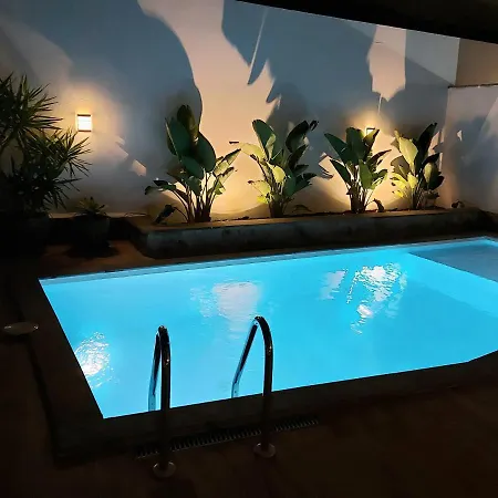 Playa Amadores - Luxury With Heated Pool
