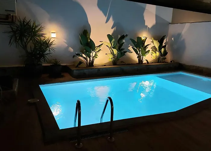 Playa Amadores - Luxury With Heated Pool